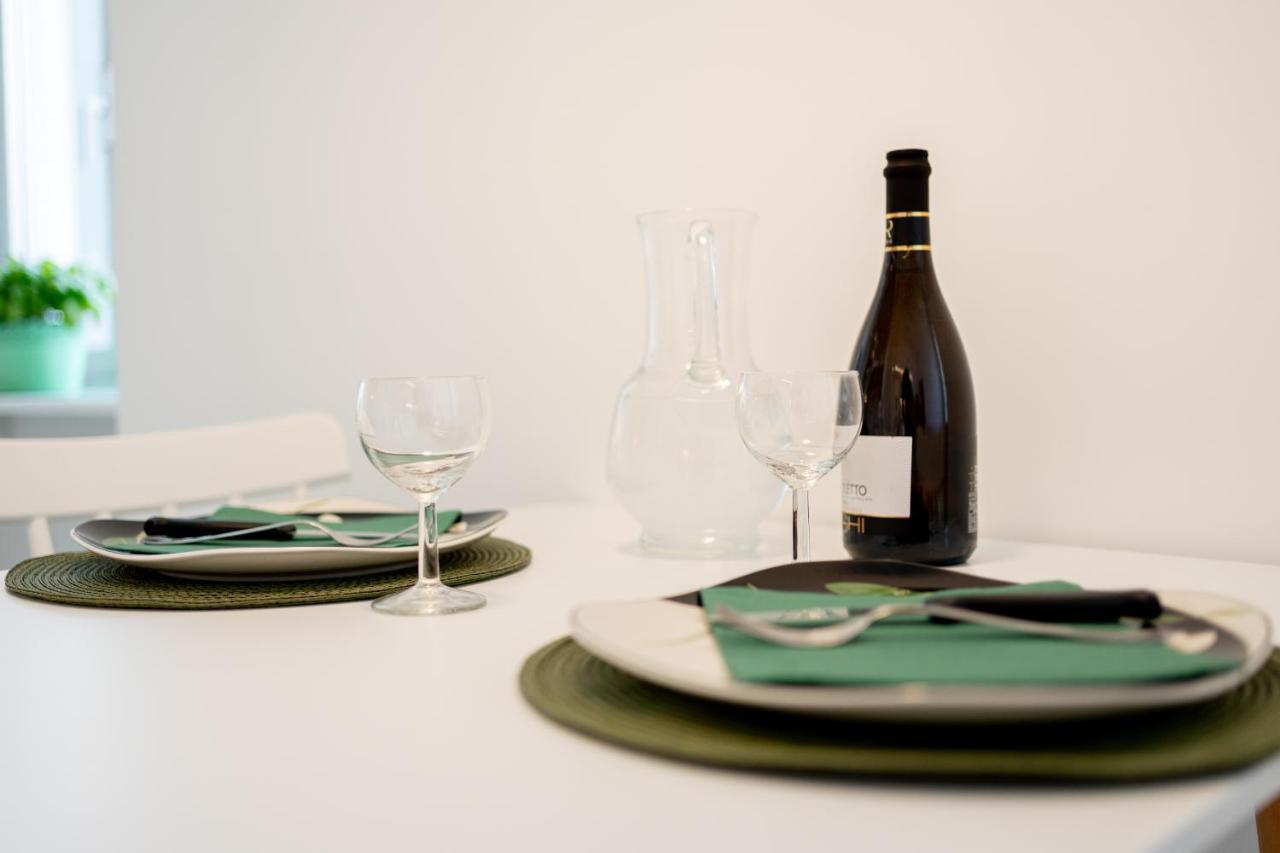 Oliva Apartment Imperia Eksteriør billede